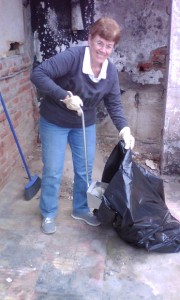 Centro cleaning -Barb