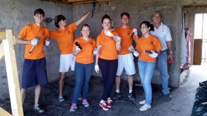 centro volunteers